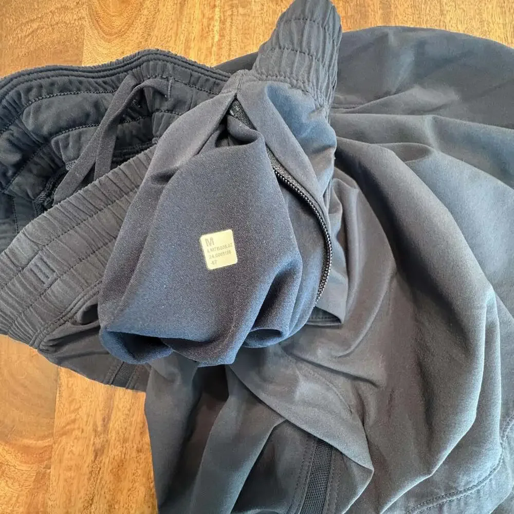 Lululemon Shorts Mens Medium Blue 7 Inch Inseam Athletic Drawstring Pockets